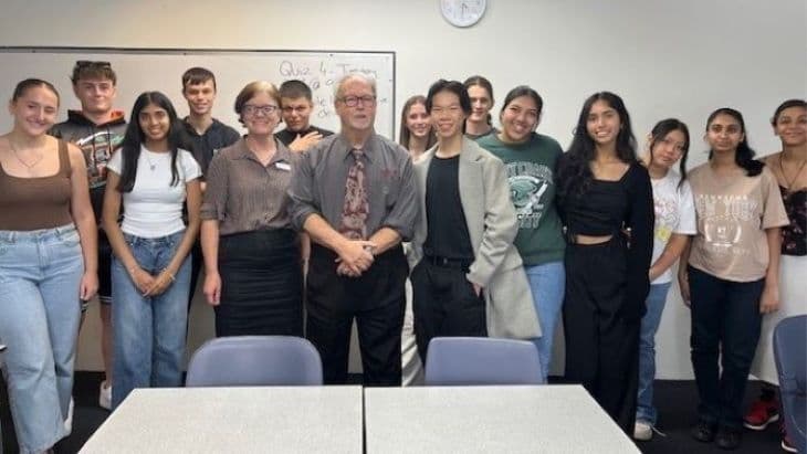 Future Teachers Club gives aspiring teachers an in school taste of the profession