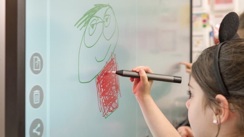 Growing blue light exposure poses real risk to children’s eye health – How can ECEC services help in this vital area?