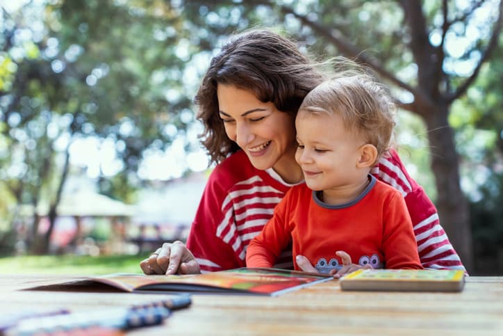 What are the key knowledge, skills and dispositions of exemplary educators?