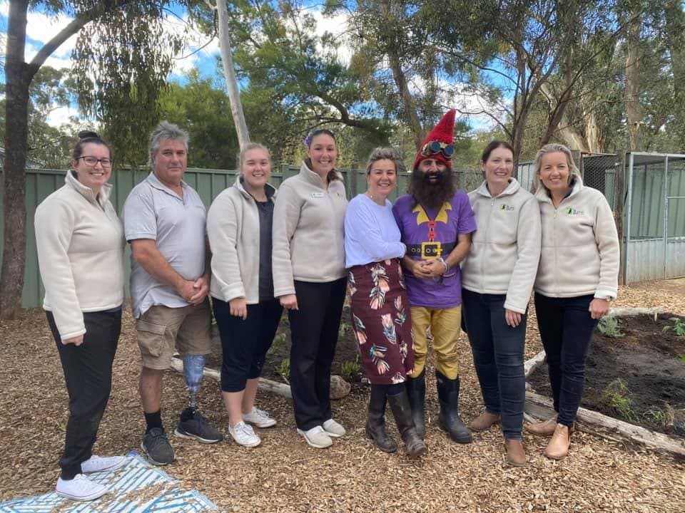 Clare ECEC service welcomes Gardening Australia presenters to open native garden