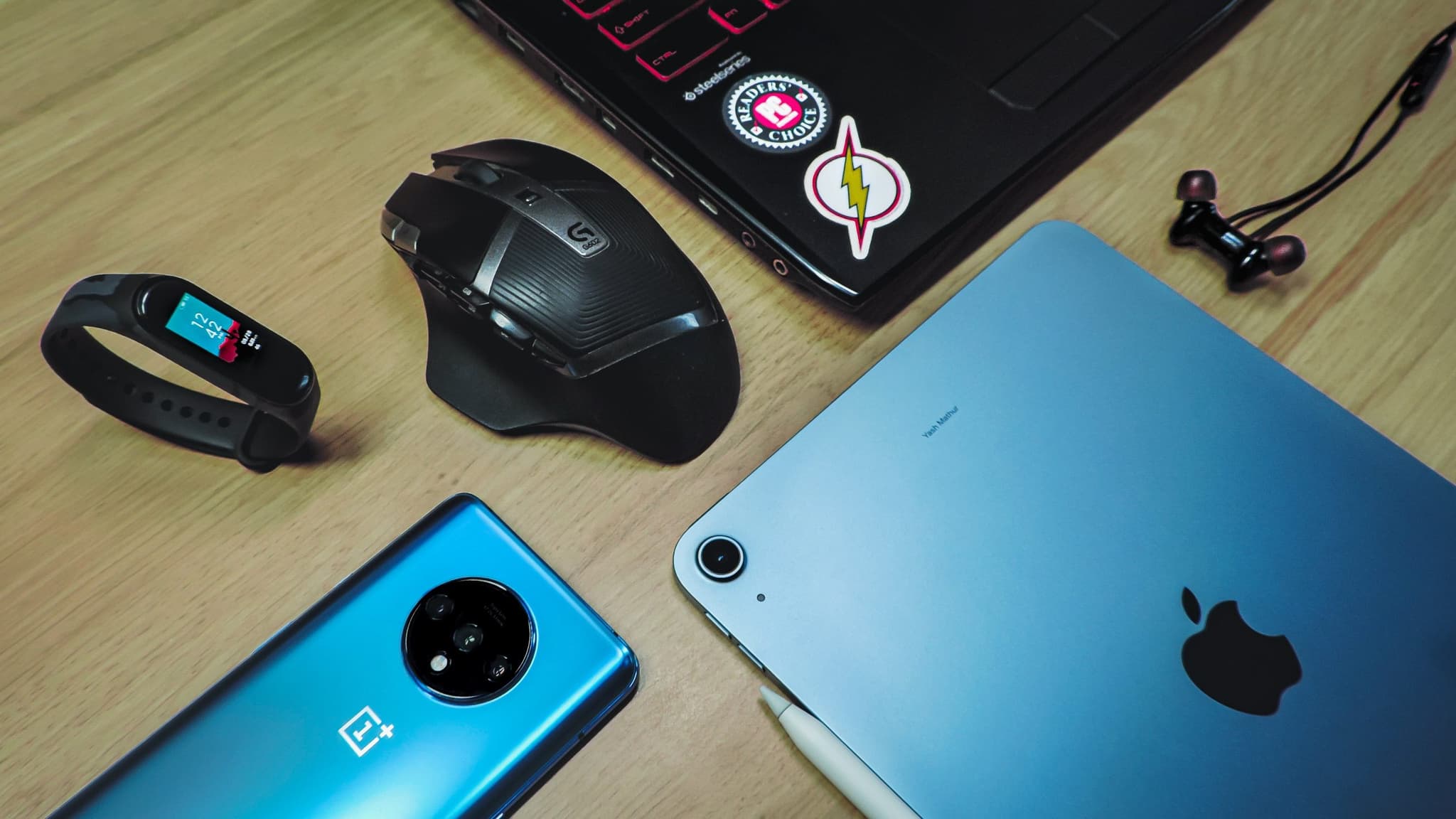 Children own around 3 digital devices on average, and few can spend a day without them