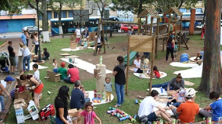 Preservice ECTs host free pop up play spaces as part of innovative placement program