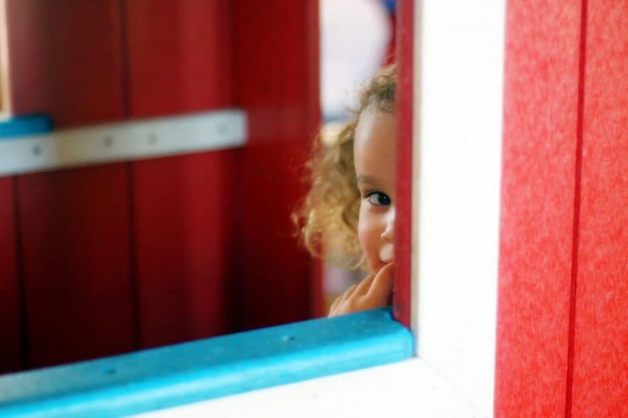 High schoolers team up to build cubbyhouse for ECEC fun