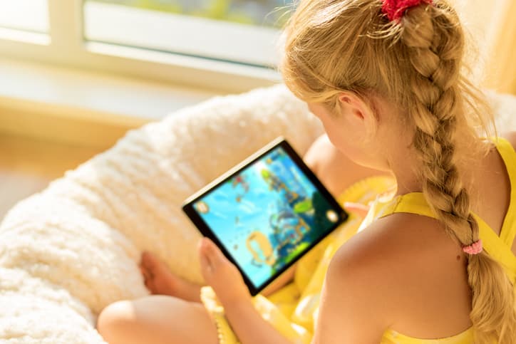 3 ways app developers keep kids glued to the screen – and what to do about it