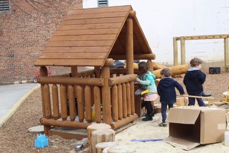 New study shows that imitation is a core aspect of infant skill learning